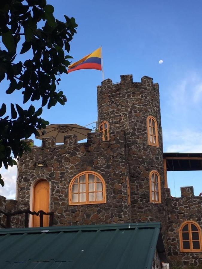La Fortaleza De Haro Puerto Ayora  Exteriör bild