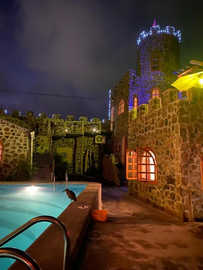 La Fortaleza De Haro Puerto Ayora  Exteriör bild